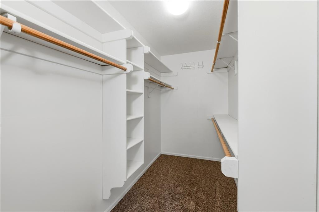 1404 Cedar Ridge Circle Property Photo 31