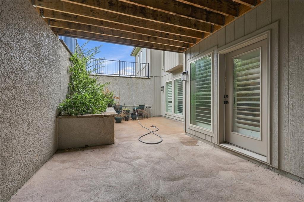 11559 S Roundtree Street Property Photo 37