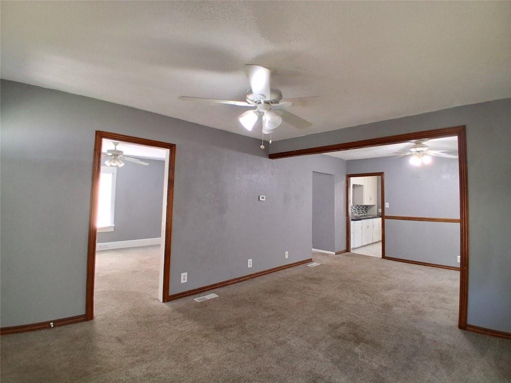 502 E Washington N/a Property Photo 9