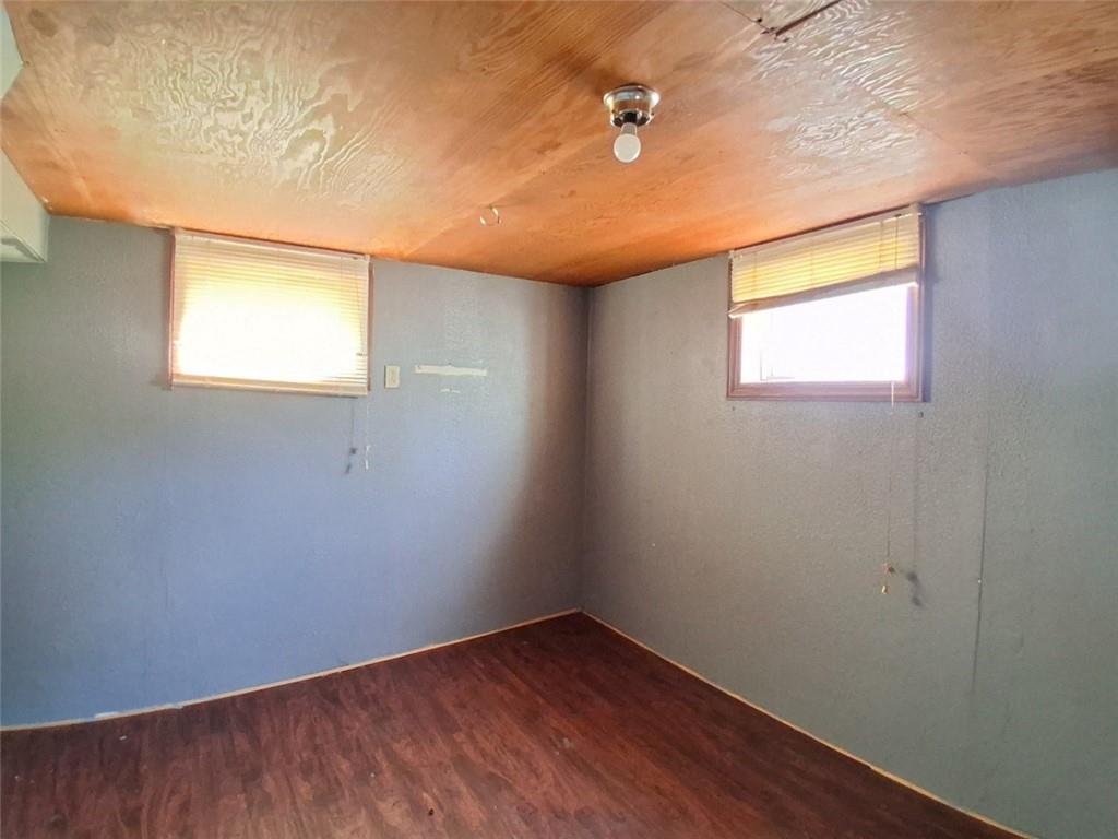 502 E Washington N/a Property Photo 18
