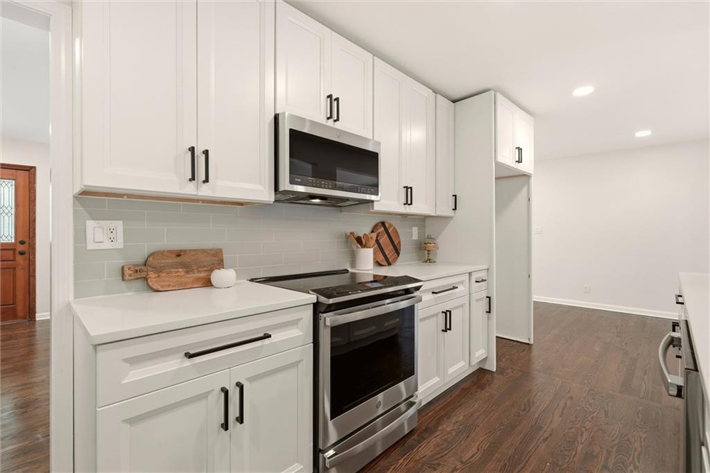 6717 65th Terrace Property Photo 18
