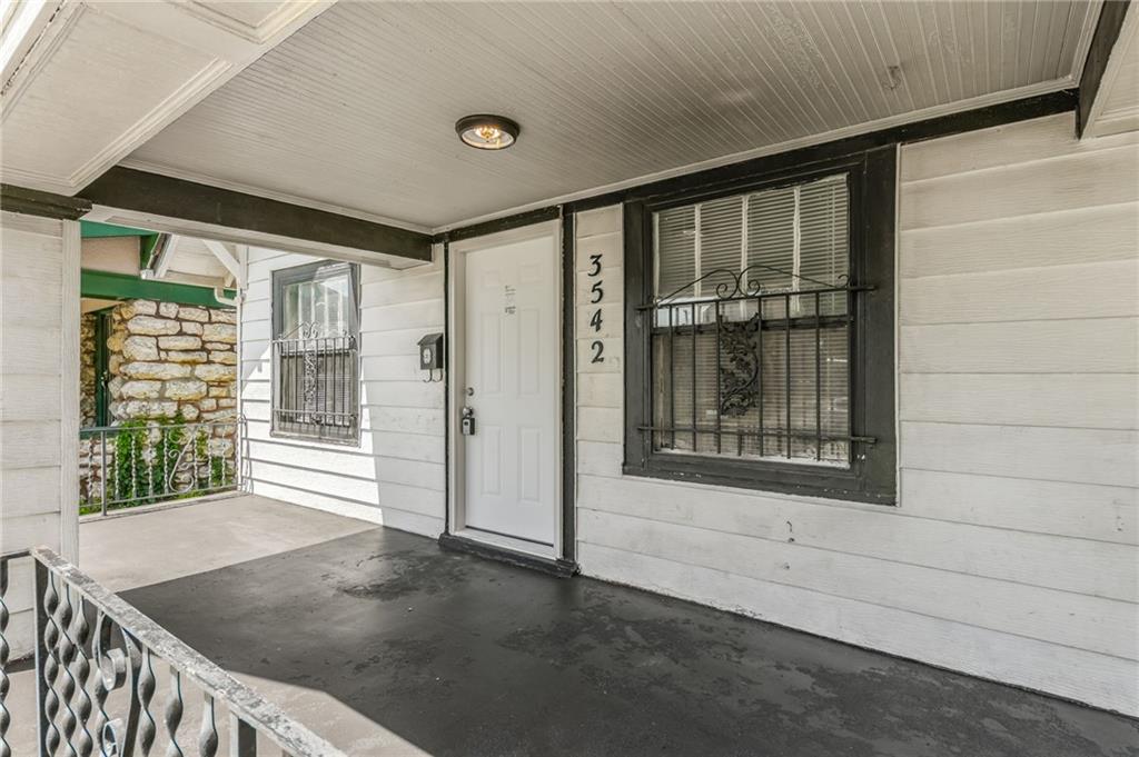 3542 College Avenue Property Photo 3