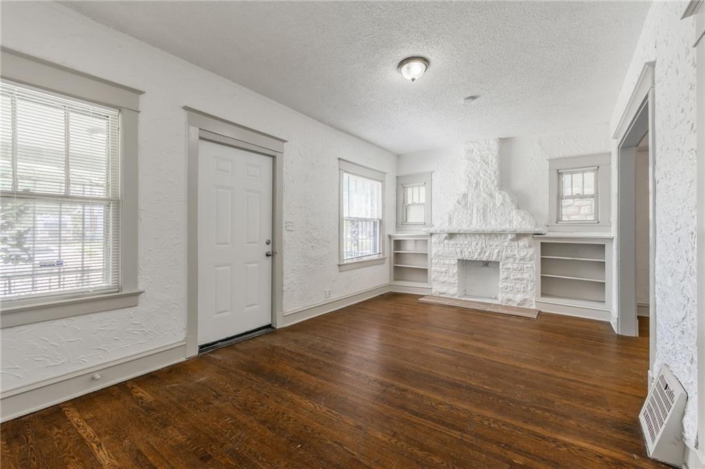 3542 College Avenue Property Photo 6
