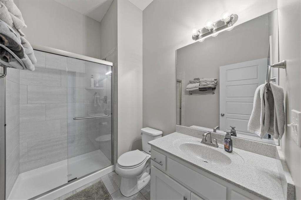 11319 Webster Avenue Property Photo 6