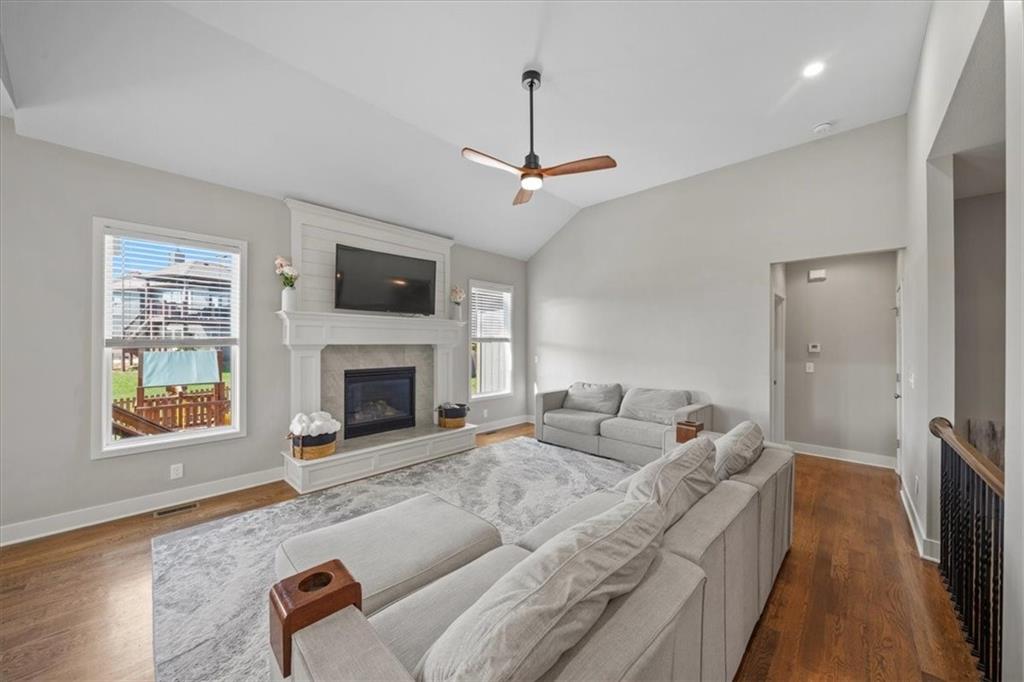 11319 Webster Avenue Property Photo 7
