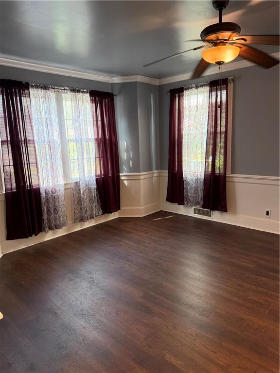 1006 W 7th Street Property Photo 6