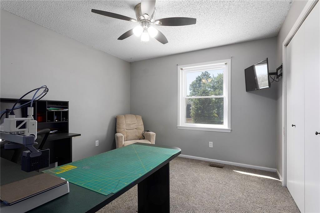6505 N Beaman Avenue Property Photo 22
