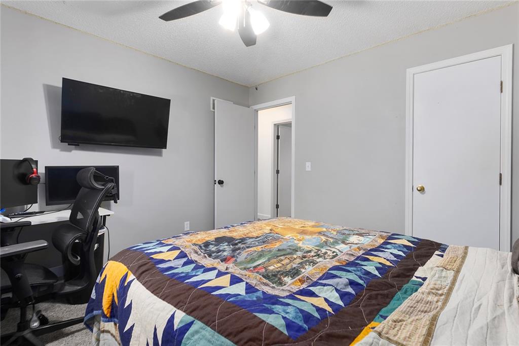 6505 N Beaman Avenue Property Photo 24