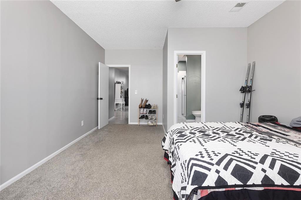 6505 N Beaman Avenue Property Photo 33