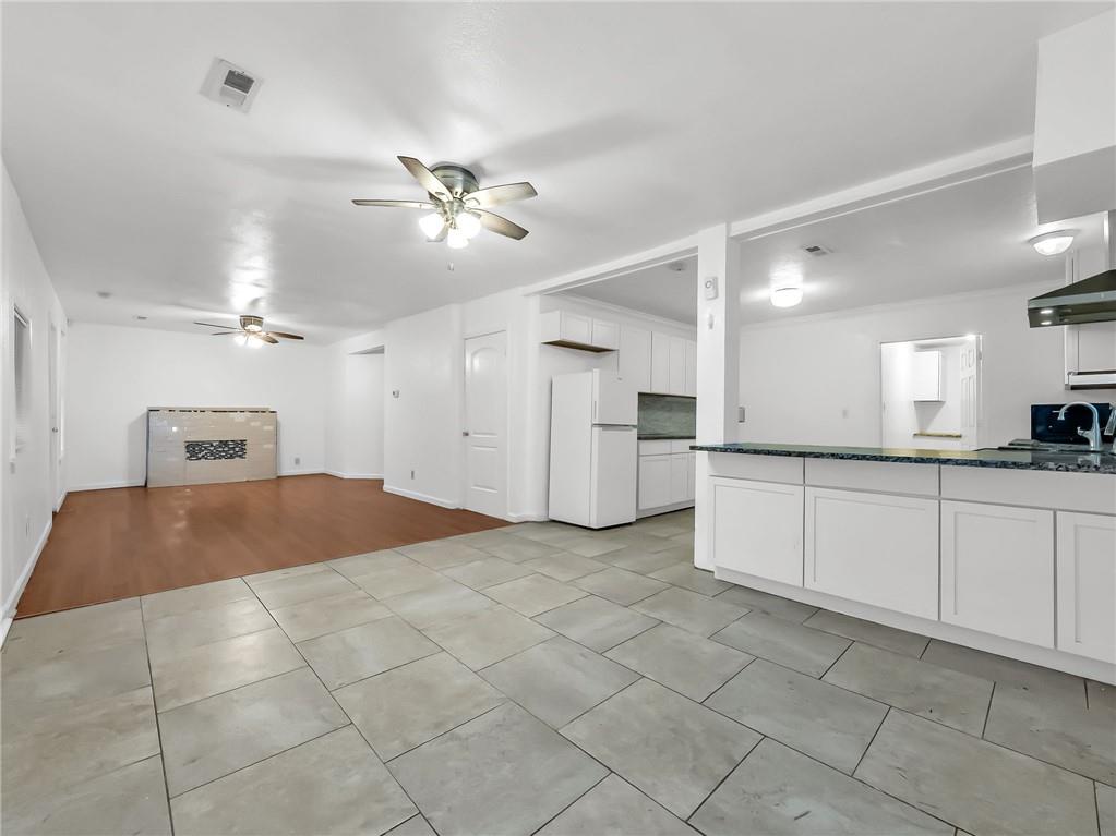 417 Wallace Avenue Property Photo 5