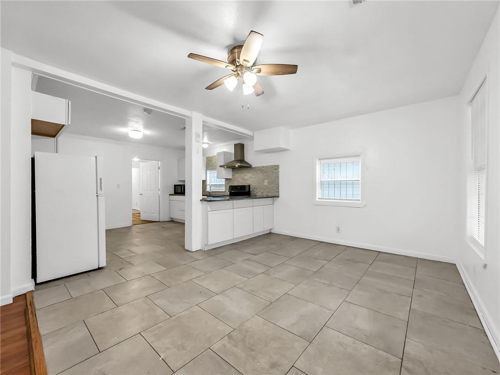 417 Wallace Avenue Property Photo 9