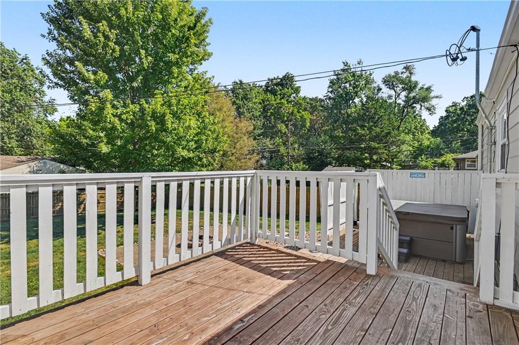 6320 W 82nd Street Property Photo 16