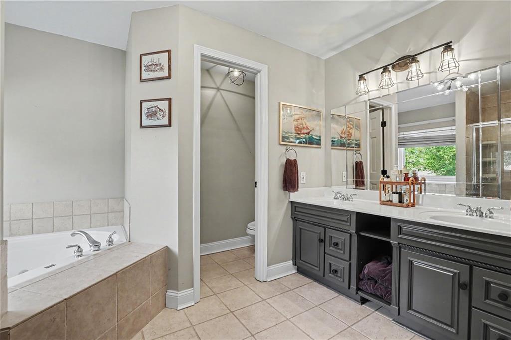 611 N Winnebago Drive Property Photo 22