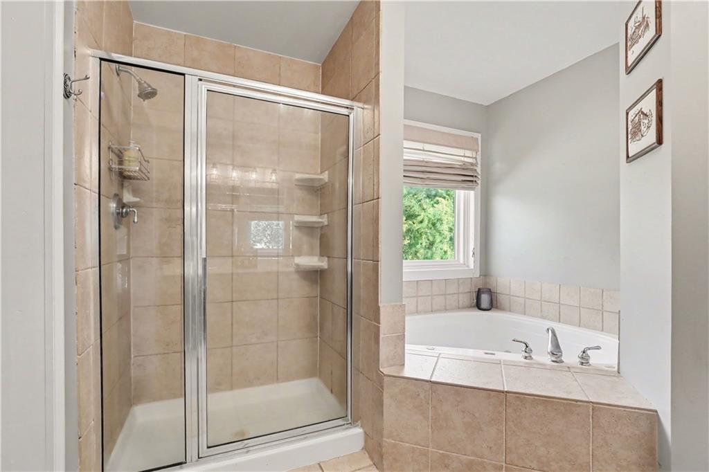611 N Winnebago Drive Property Photo 23