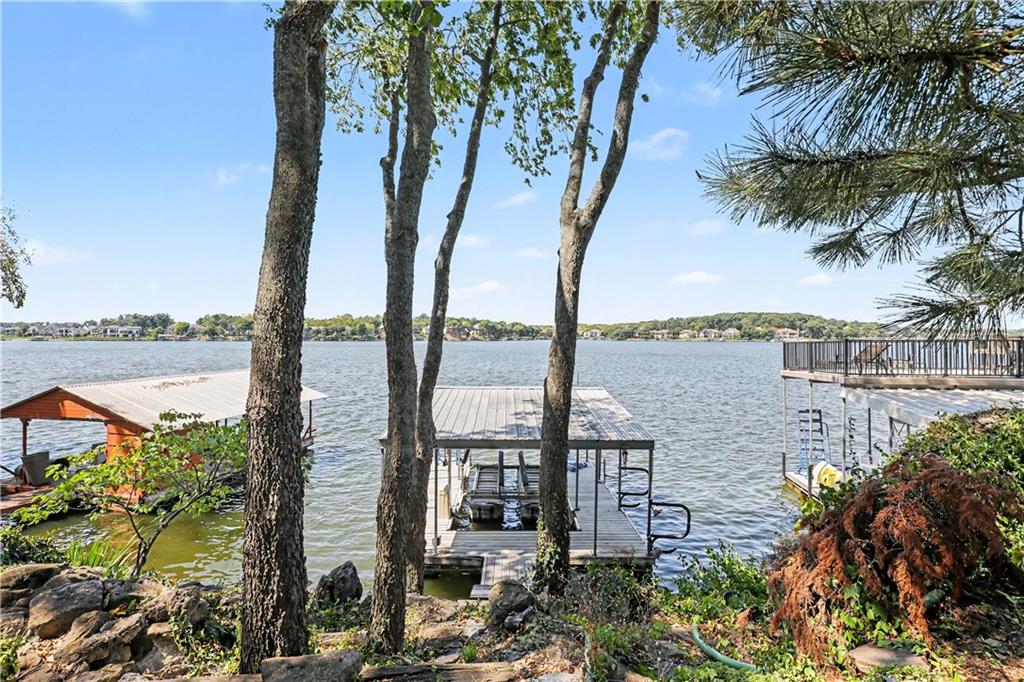 611 N Winnebago Drive Property Photo 37