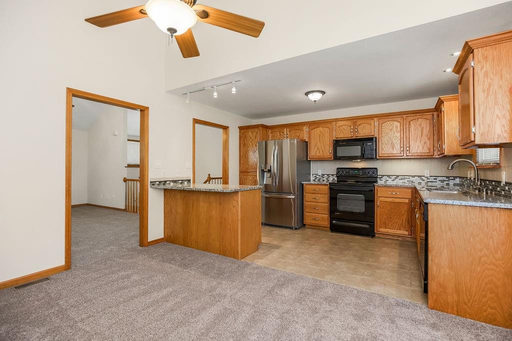 4401 Broadway Terrace Property Photo 7