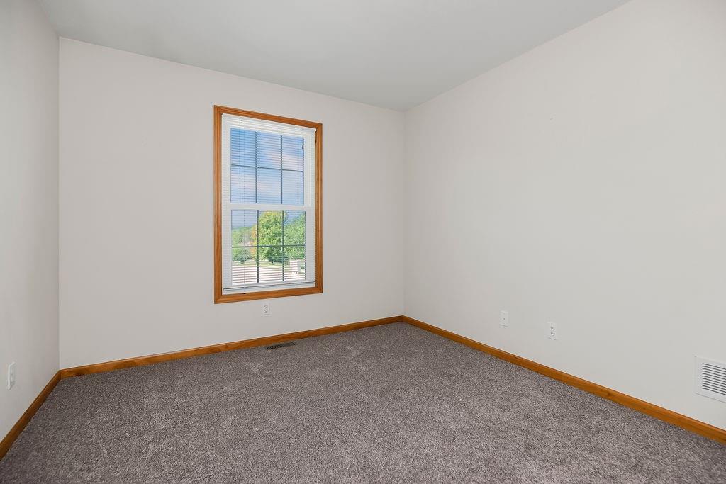 4401 Broadway Terrace Property Photo 21