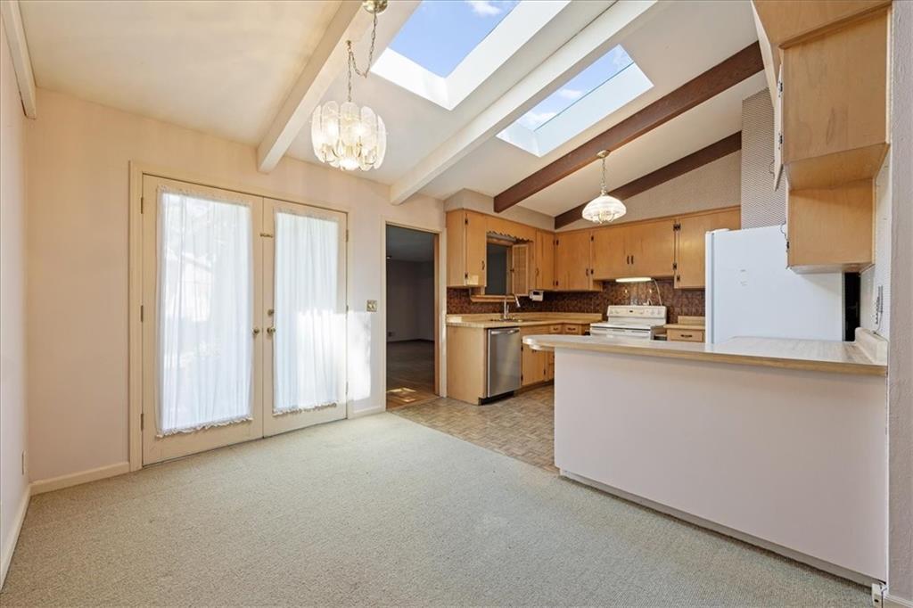 6404 W 76 Street Property Photo 6