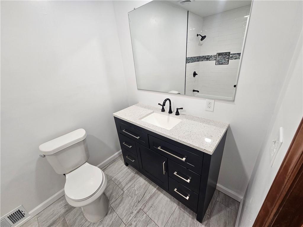 321 E 106th Terrace Property Photo 13