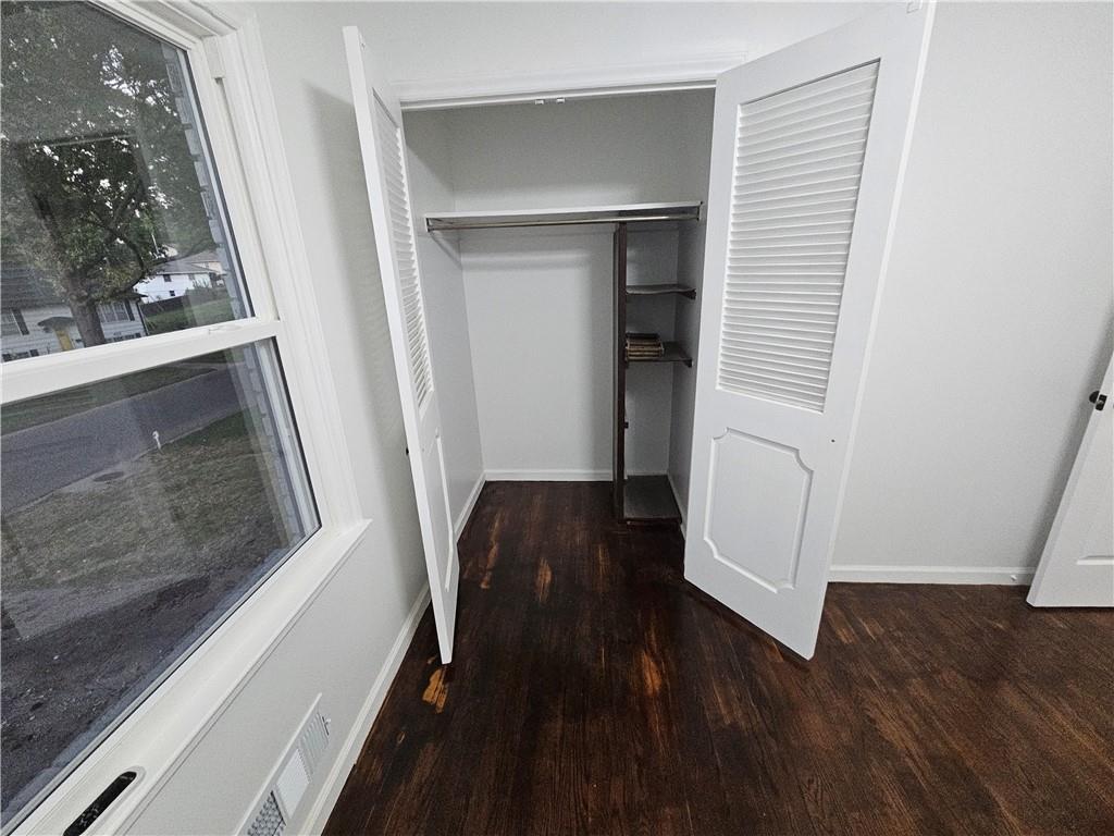 321 E 106th Terrace Property Photo 15