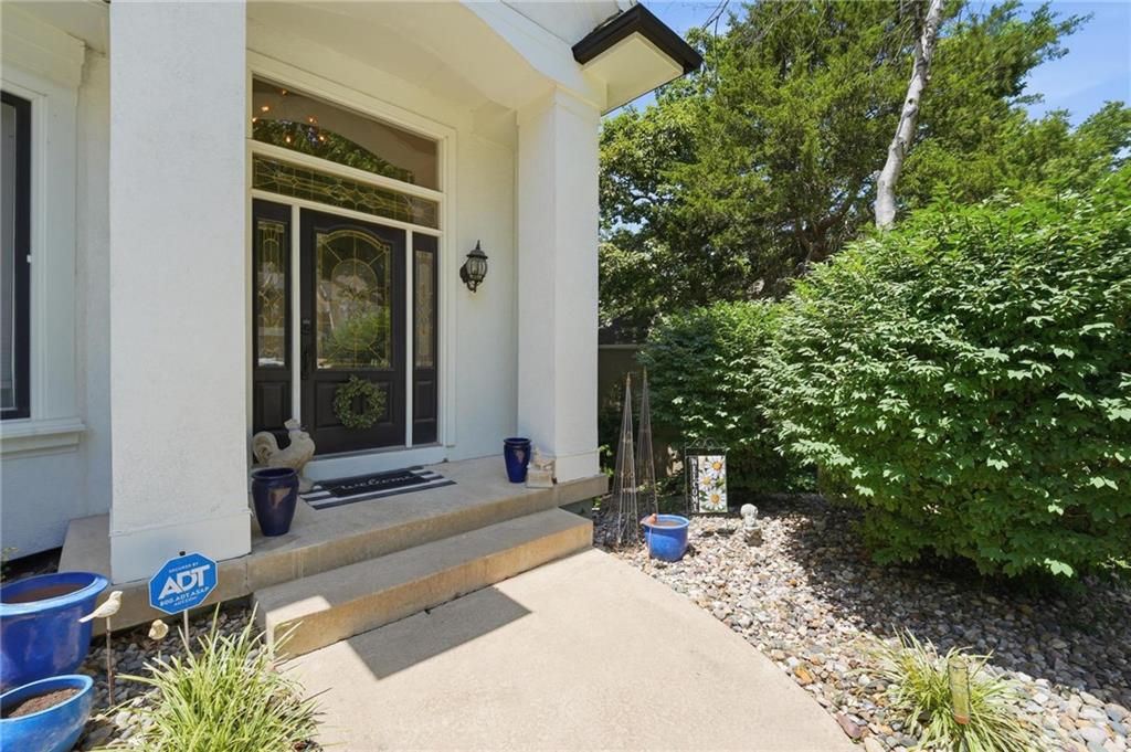 10340 S Hollis Lane Property Photo 4