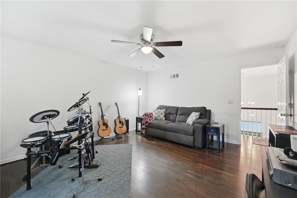 10340 S Hollis Lane Property Photo 43