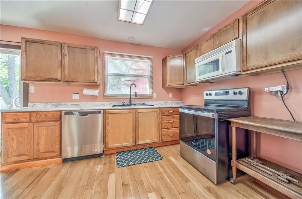 1627 E Glenn Drive Property Photo 7