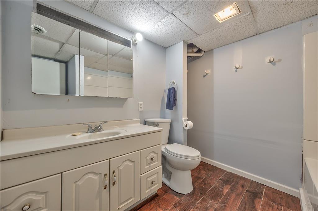 1627 E Glenn Drive Property Photo 20