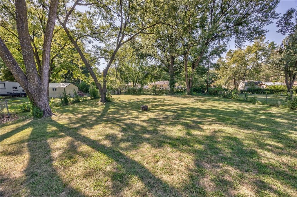1627 E Glenn Drive Property Photo 27