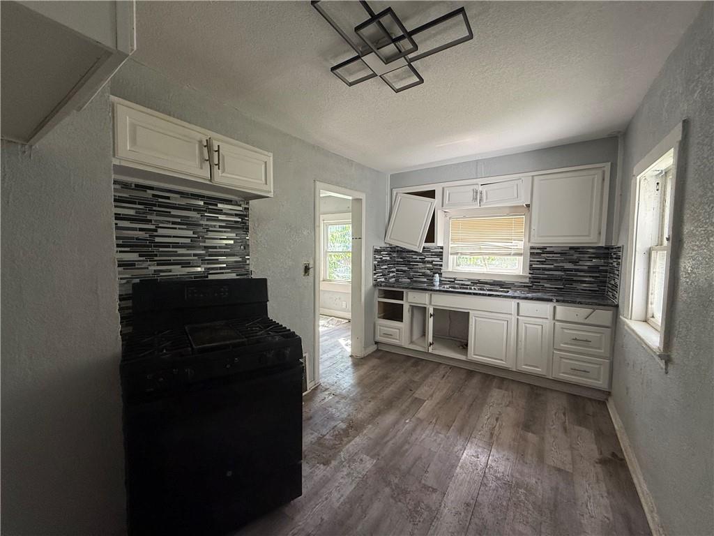 10033 E Wilson Road Property Photo 8