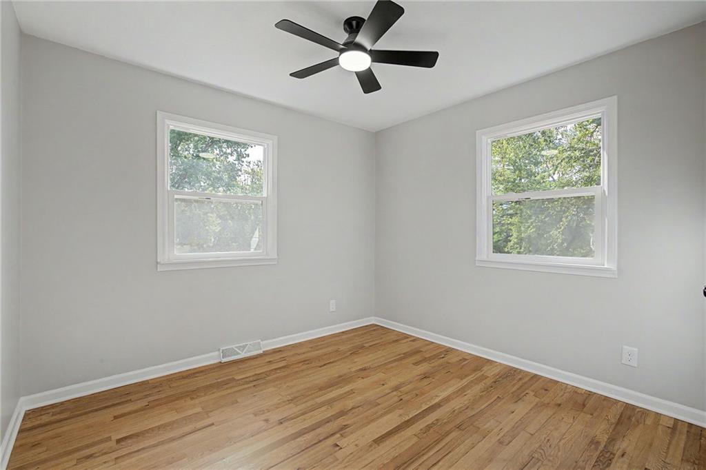 6732 N Madison Avenue Property Photo 21