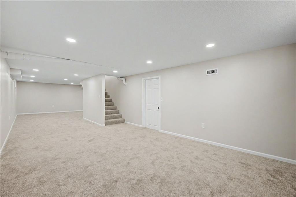 6732 N Madison Avenue Property Photo 29