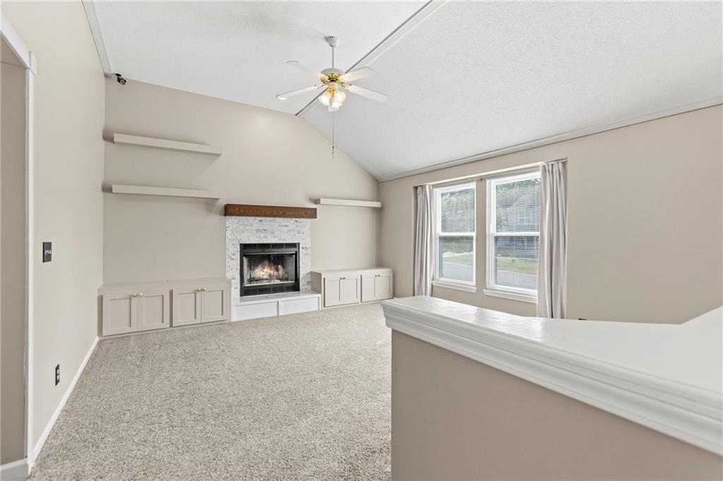 21812 S Vine Street Property Photo 3