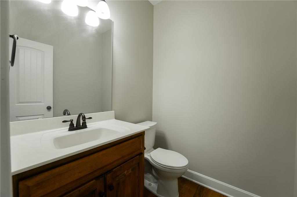 16315 W 171st Street Property Photo 9