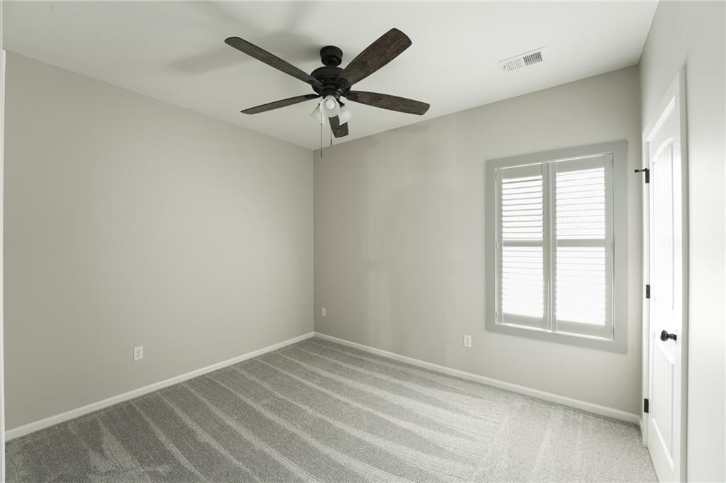 16315 W 171st Street Property Photo 36