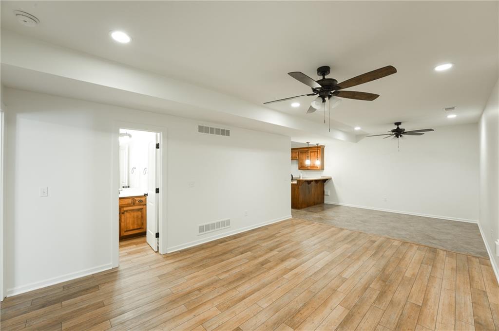 16315 W 171st Street Property Photo 47