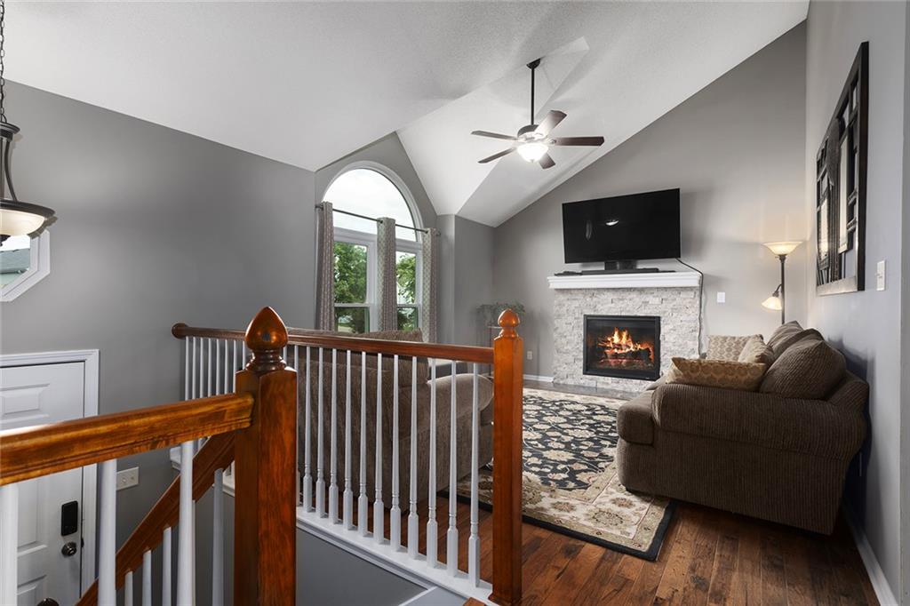 10636 N Holmes Street Property Photo 3