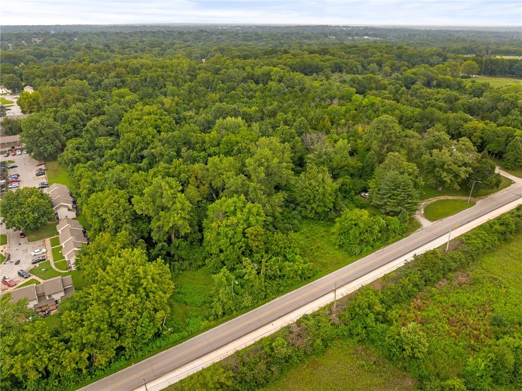 8910 E Bannister Road Property Photo 9