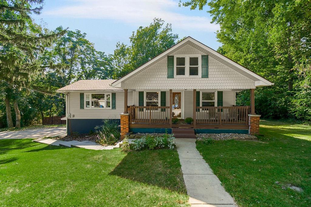 3526 N River Boulevard Property Photo 2
