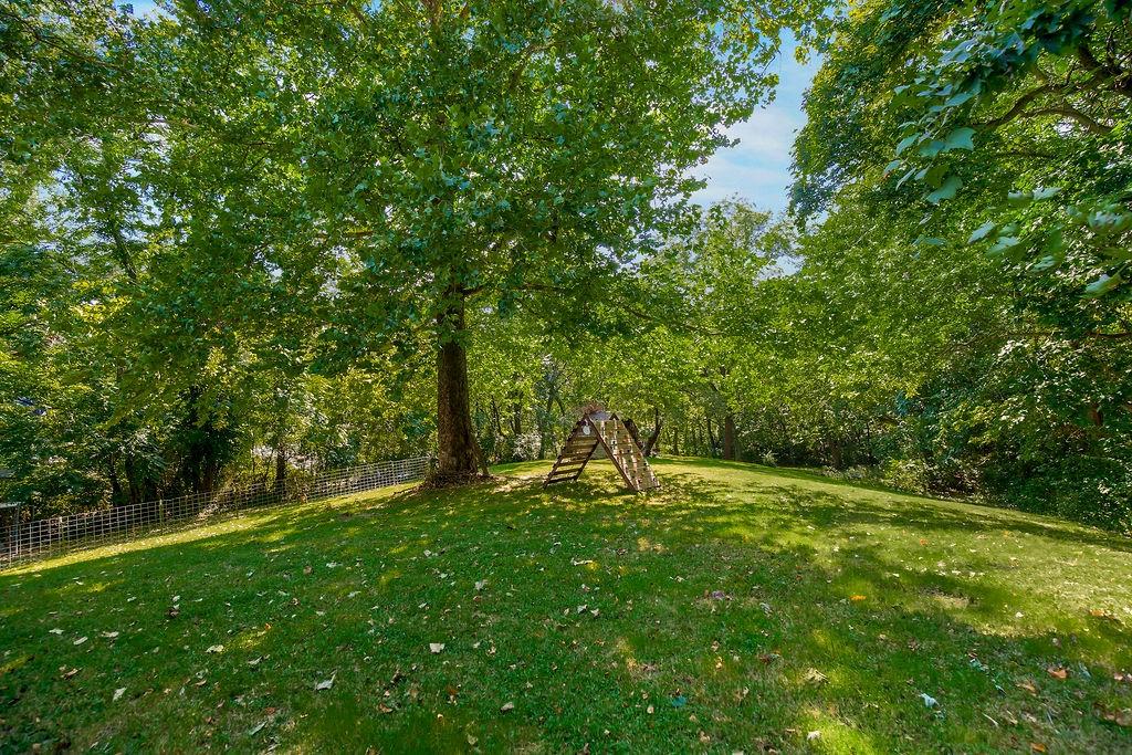 3526 N River Boulevard Property Photo 31