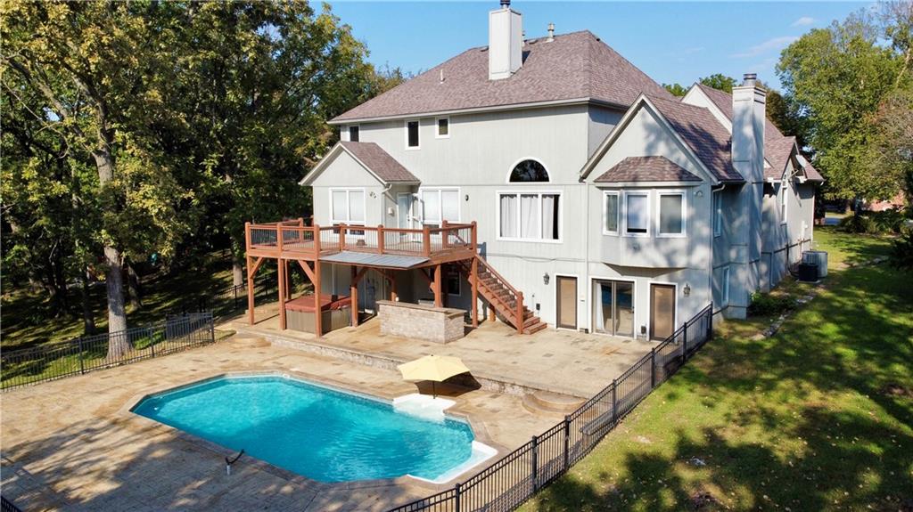 1515 Sugarland Parkway Property Photo