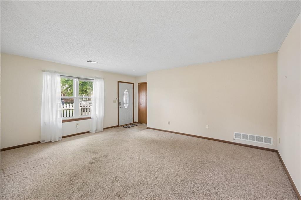 7831 Freeman Avenue Property Photo 8