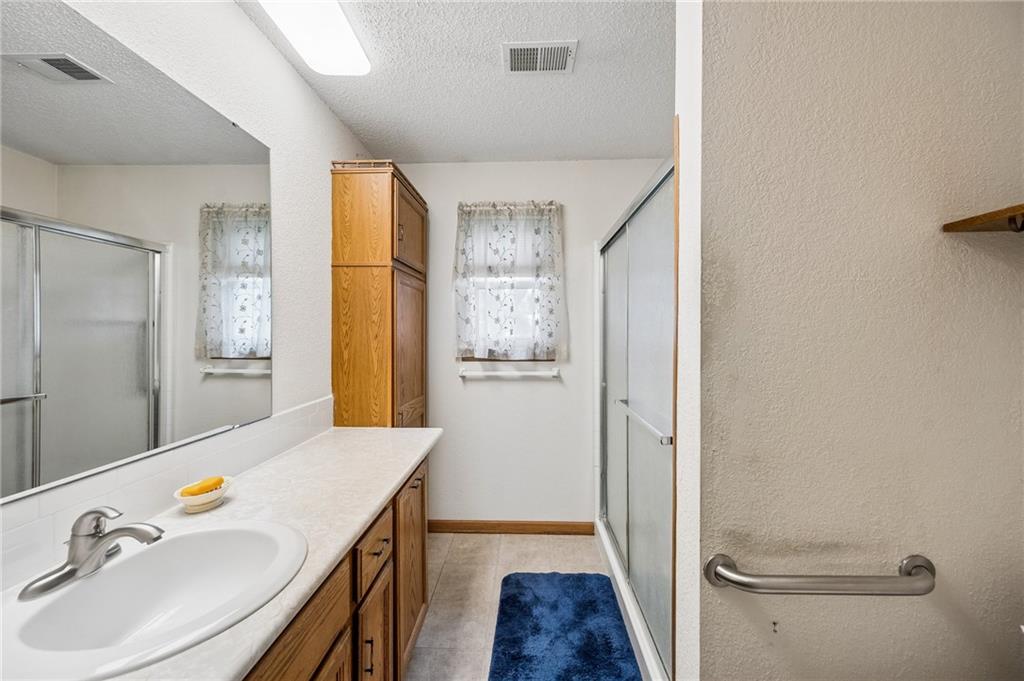 7831 Freeman Avenue Property Photo 25