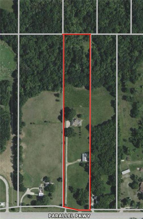 9556 Parallel Parkway Property Photo 6