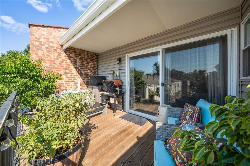 10124 W 96th Street Property Photo 5