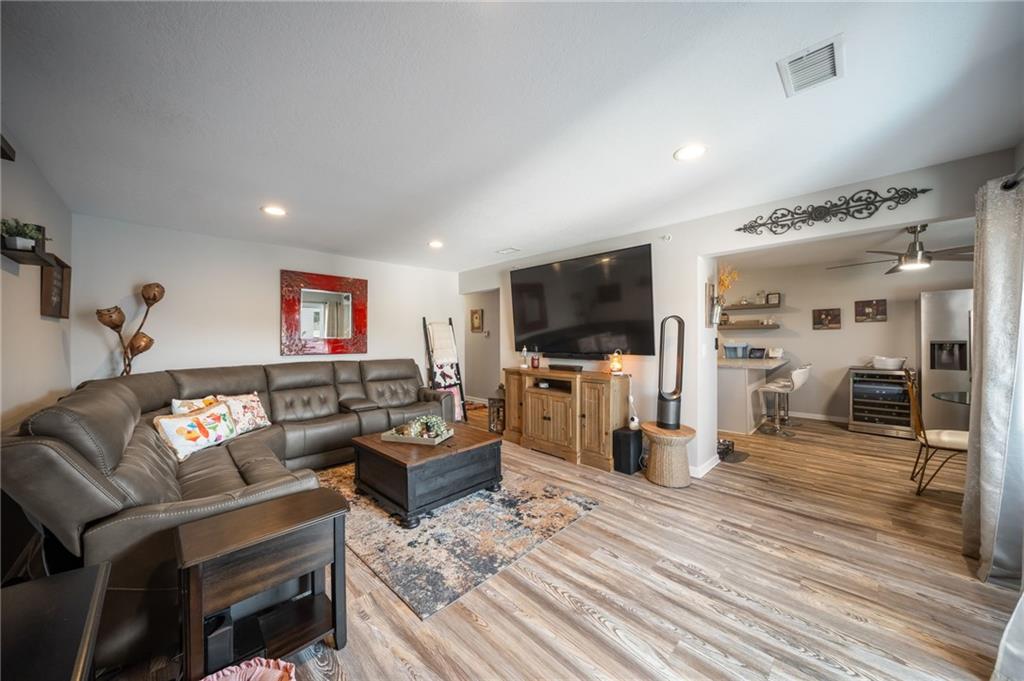 10124 W 96th Street Property Photo 19