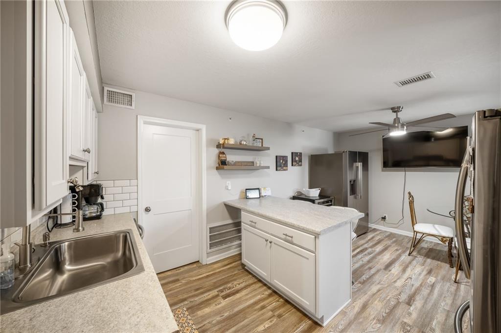 10124 W 96th Street Property Photo 27