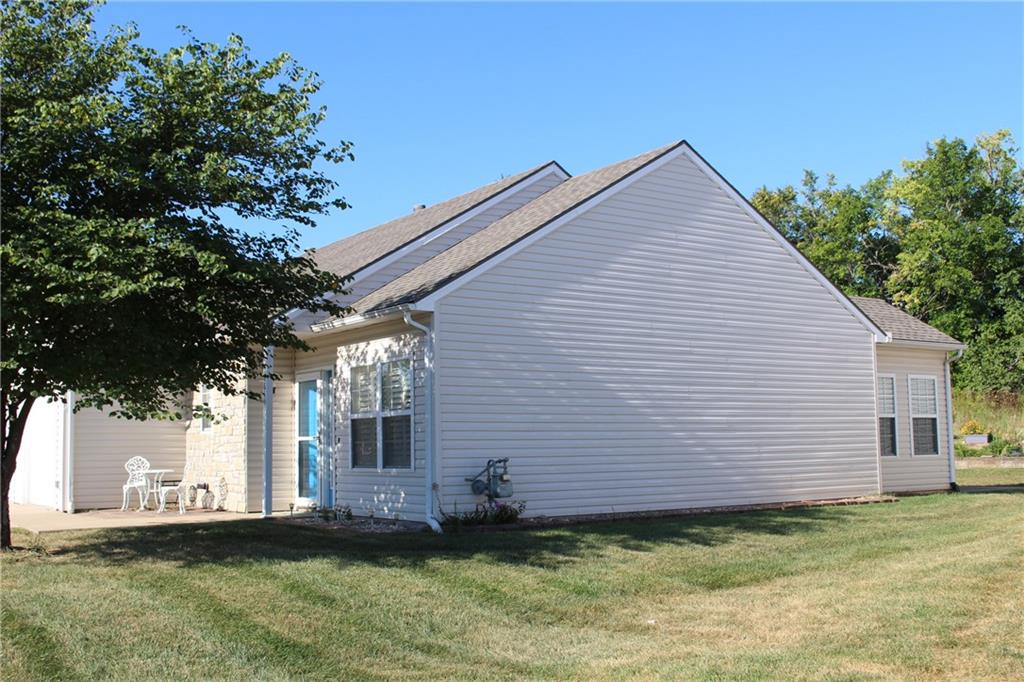 1661 Fall Creek Drive Property Photo 8
