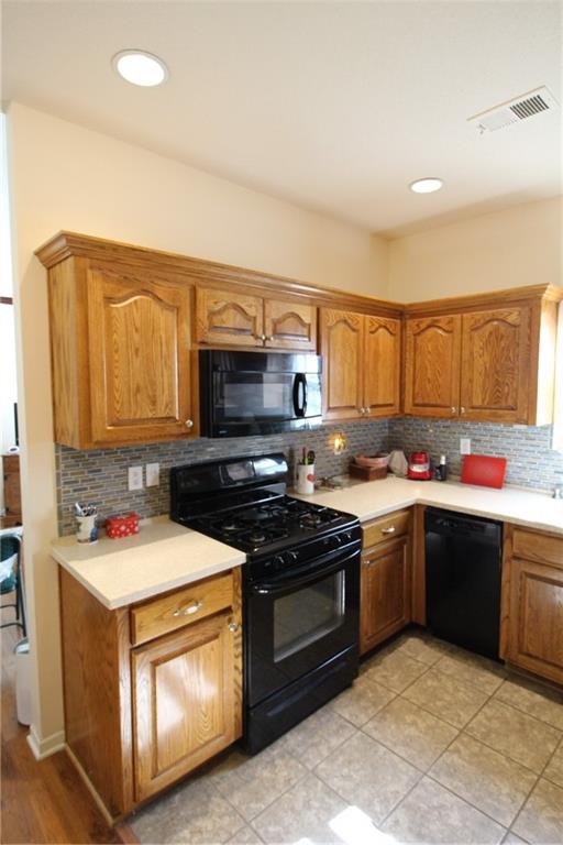 1661 Fall Creek Drive Property Photo 15