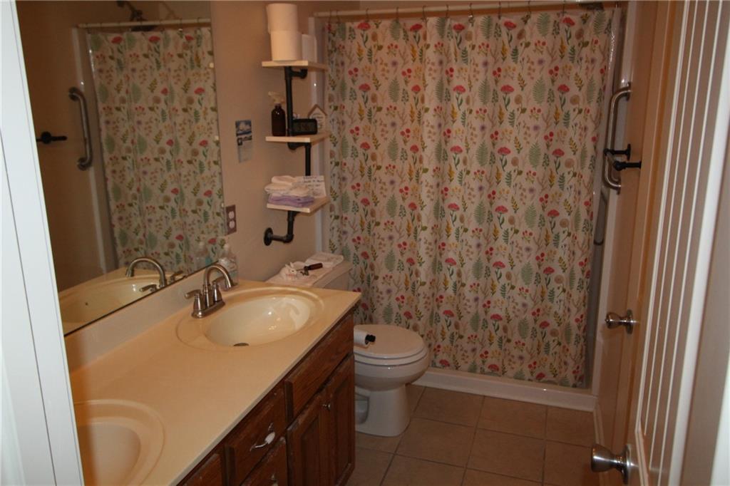 1661 Fall Creek Drive Property Photo 23